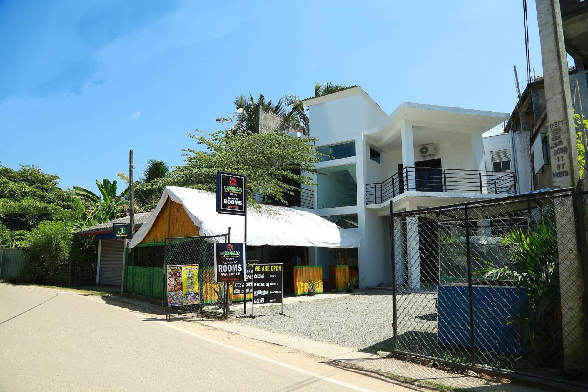 Camellia Hotel & Restaurant มิริสซา ภายนอก รูปภาพ